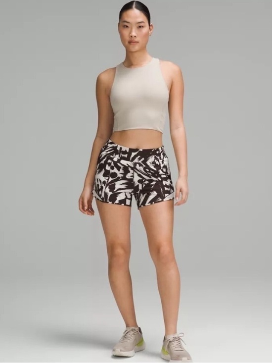 lululemon athletica Pants - Lululemon Hotty Hot HR Shorts Monarch Bloom Bone Espresso Size 4
